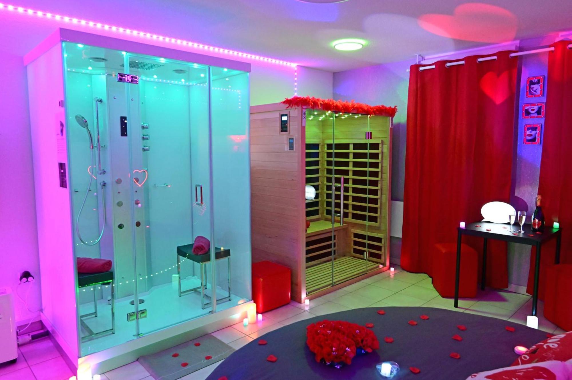 Love Room A Deux Pas De L'Ocean Avec Hammam, Sauna Et Bain A 2 :-) Biscarrosse Exteriör bild