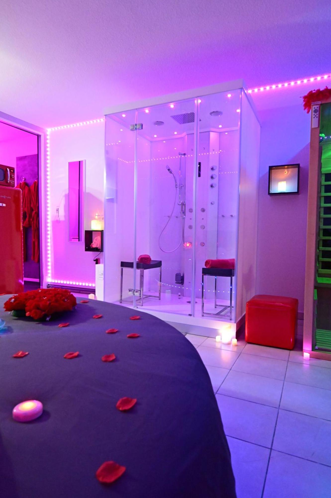 Love Room A Deux Pas De L'Ocean Avec Hammam, Sauna Et Bain A 2 :-) Biscarrosse Exteriör bild